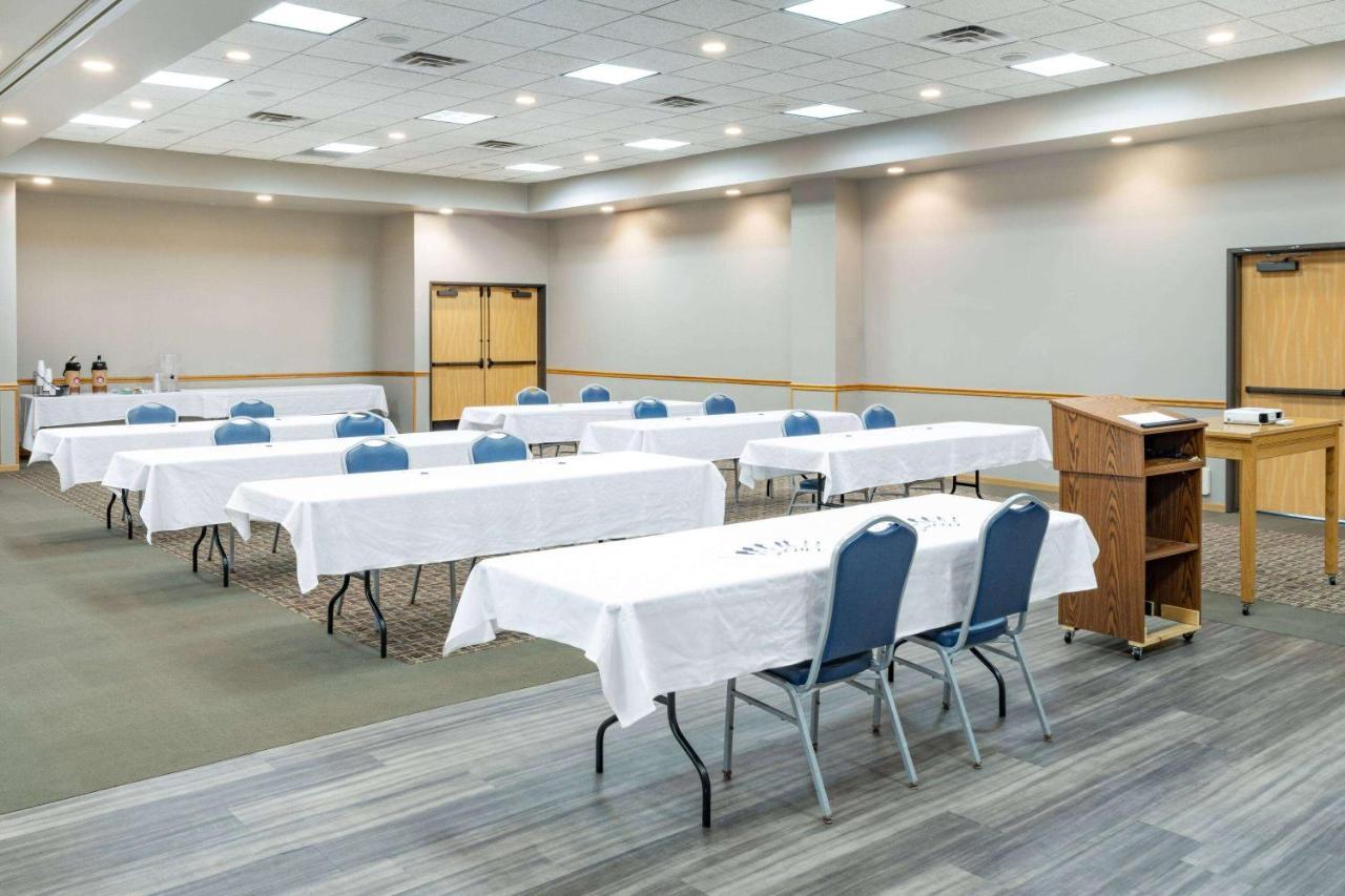 Americinn By Wyndham Aberdeen Event Center Dış mekan fotoğraf